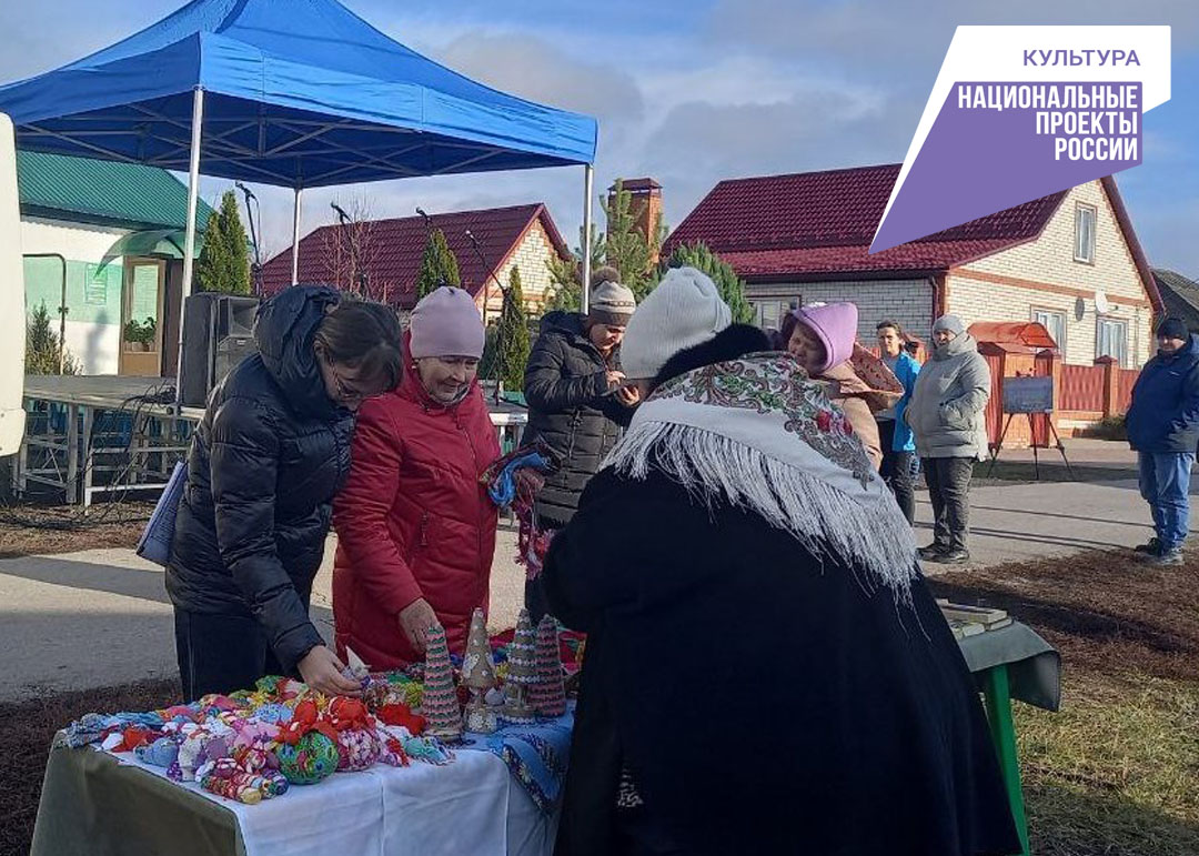 ДК на колёсах продолжает курсировать по территории Валуйского округа.