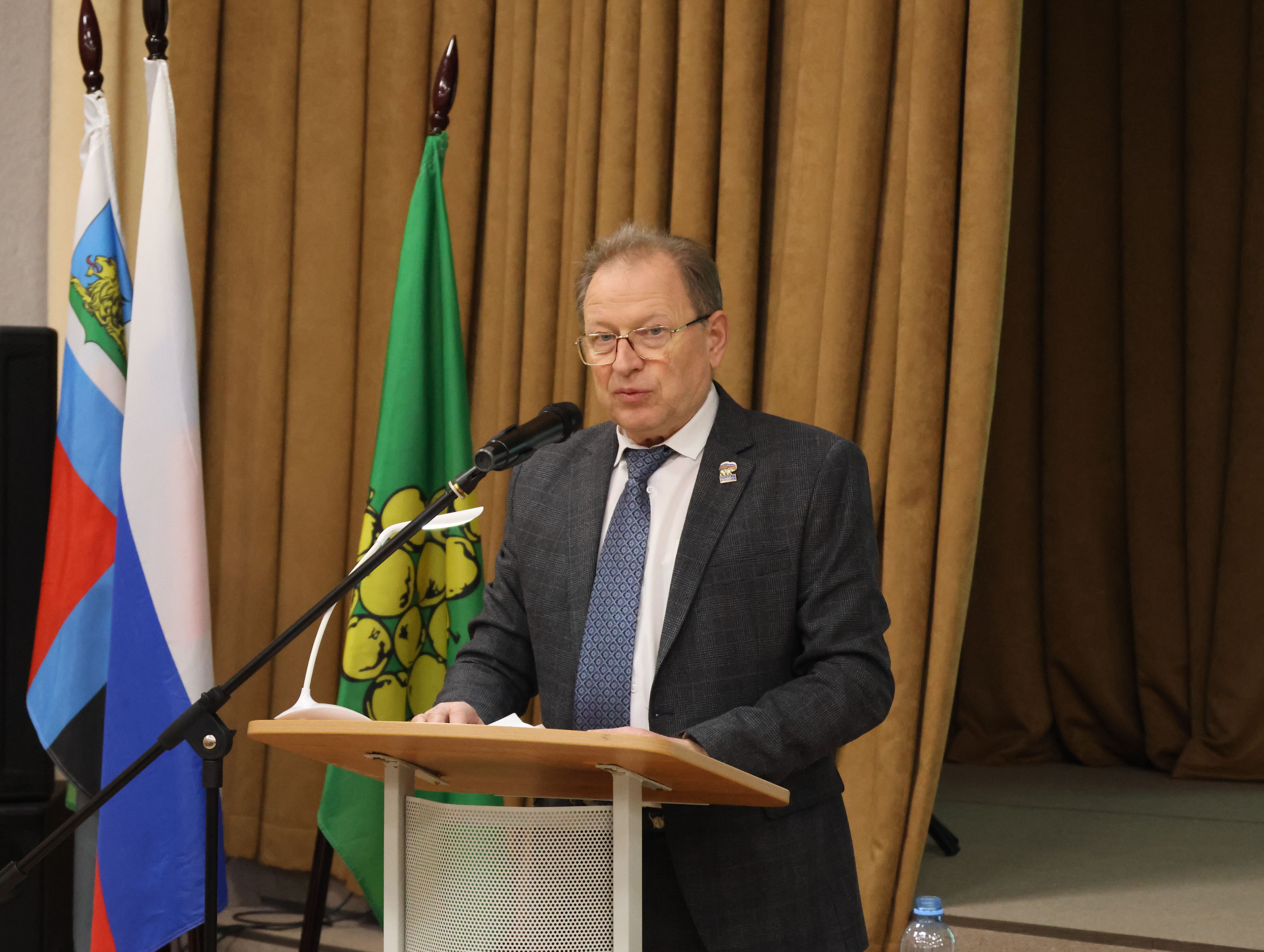 27 февраля состоялось очередное расширенное заседание Совета депутатов Валуйского муниципального округа