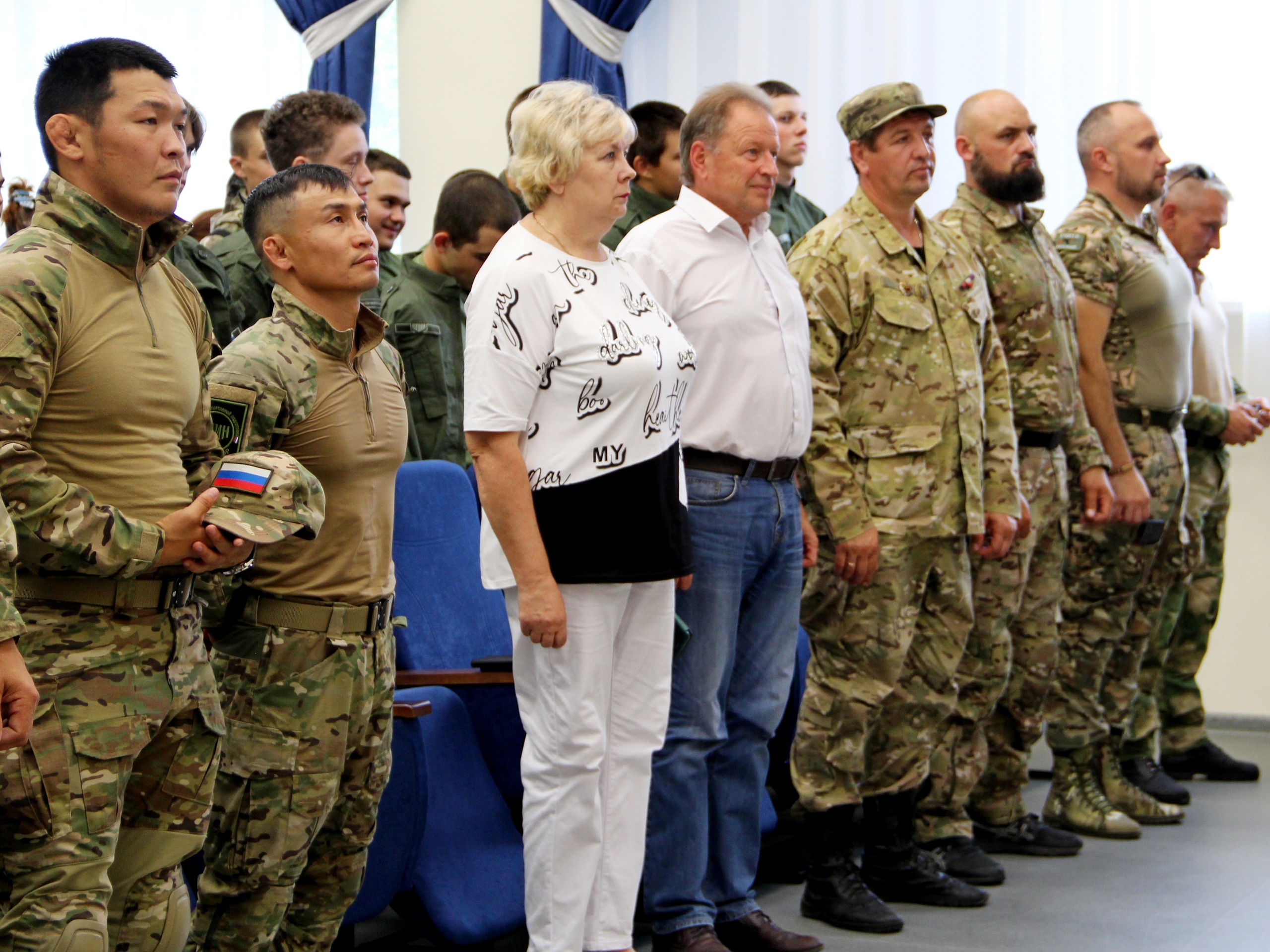 На базе Валуйского индустриального техникума состоялось торжественное открытие «Центра военно-спортивной подготовки и патриотического воспитания молодежи «Воин» .