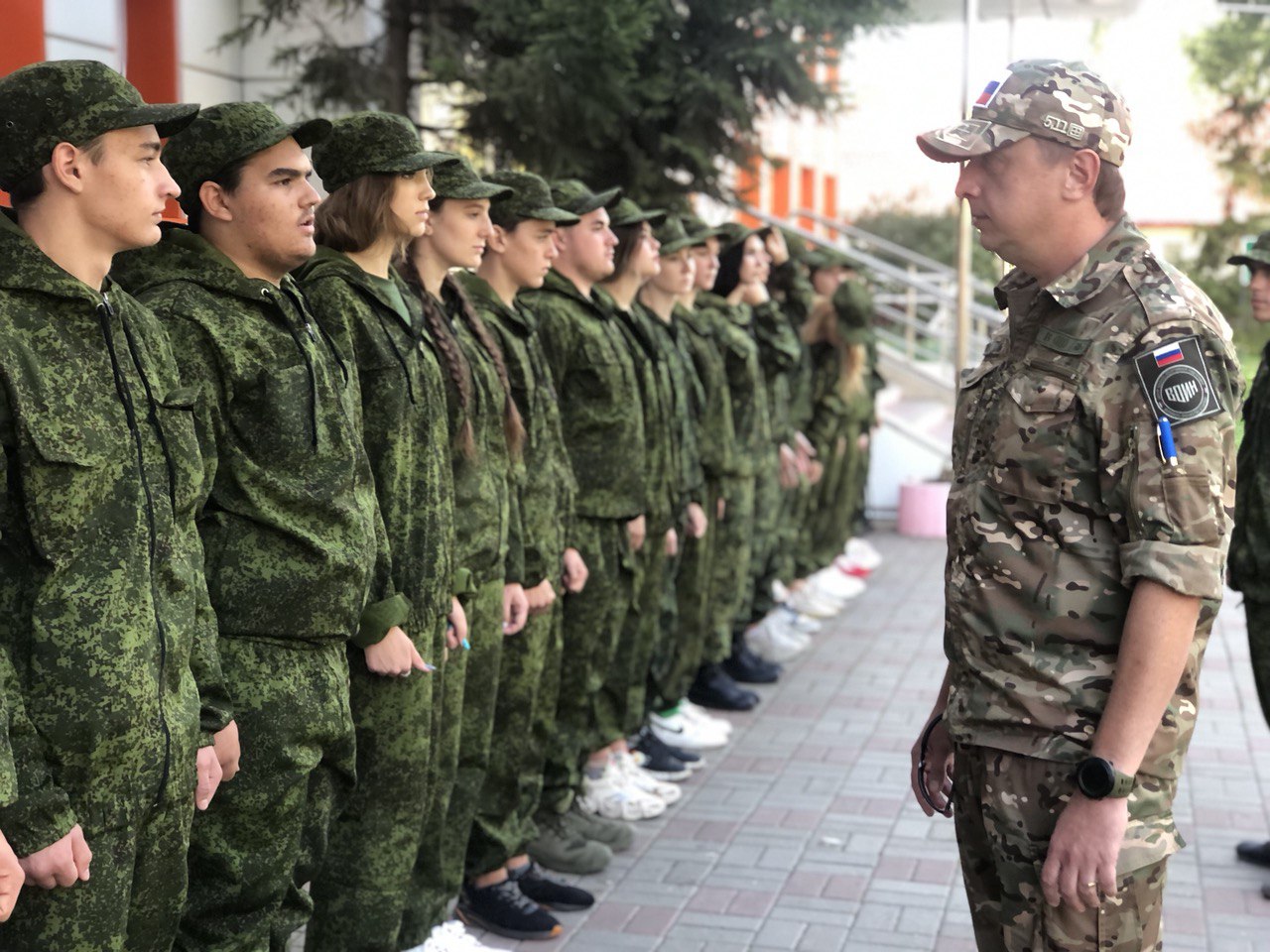 На базе Валуйского индустриального техникума открылась вторая смена Центра военно-спортивной подготовки и патриотического воспитания молодежи «Воин».