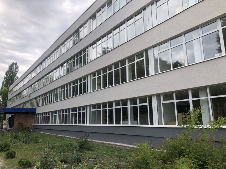 В Валуйках продолжается ремонт объектов образования. В Валуйках продолжается ремонт объектов образования.