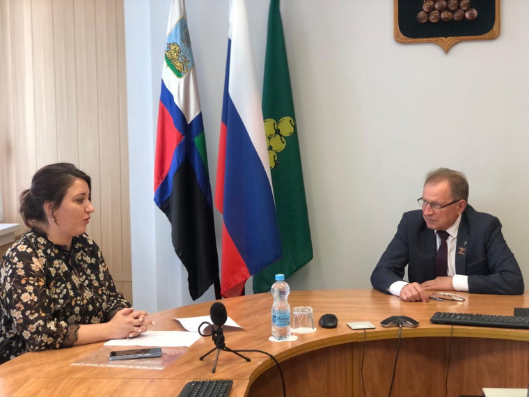 Состоялась встреча с представителем НКО. Состоялась встреча с представителем НКО.