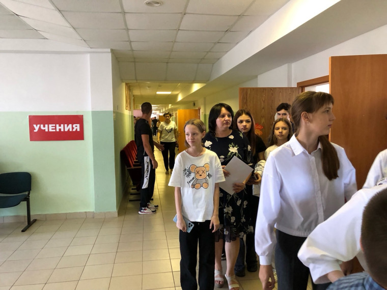 В Валуйках прошла тренировка по отработке действий населения при возникновении чрезвычайных ситуаций. В Валуйках прошла тренировка по отработке действий населения при возникновении чрезвычайных ситуаций.