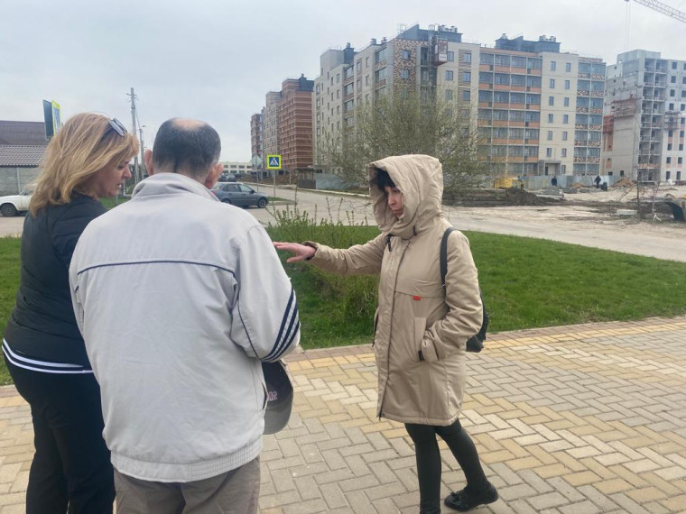 В Валуйках продолжает работать комиссия по жилищным вопросам. В Валуйках продолжает работать комиссия по жилищным вопросам.