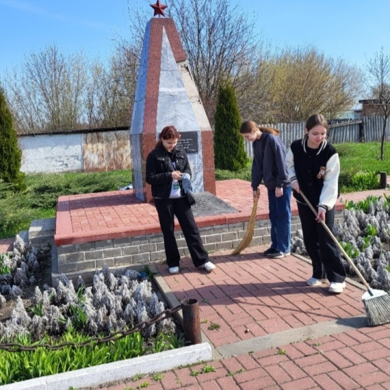 Валуйские школьники присоединились к акции "Внуки Победы". Валуйские школьники присоединились к акции "Внуки Победы".