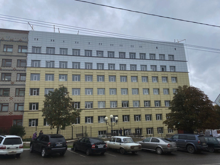 Продолжается ремонт терапевтического корпуса в Валуйской центральной больнице. Продолжается ремонт терапевтического корпуса в Валуйской центральной больнице.