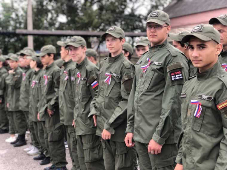 В Валуйках Центре военно-спортивной подготовки и патриотического воспитания молодежи «Воин» состоялось закрытие первой смены. В Валуйках Центре военно-спортивной подготовки и патриотического воспитания молодежи «Воин» состоялось закрытие первой смены.