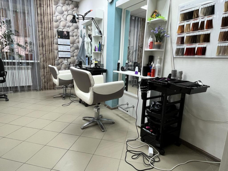 В Валуйках появился ещё один парикмахерский салон.